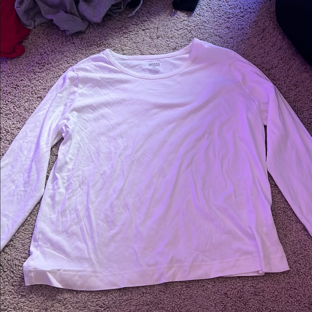 Duluth Trading Co White Relaxed Long Sleeve Tee
